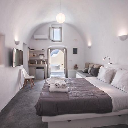 Cupola Suites Oia  Exterior photo