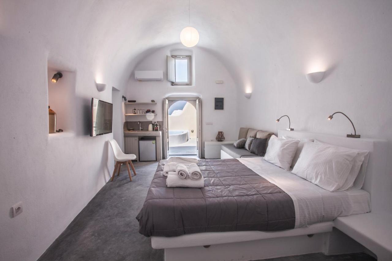 Cupola Suites Oia  Exterior photo