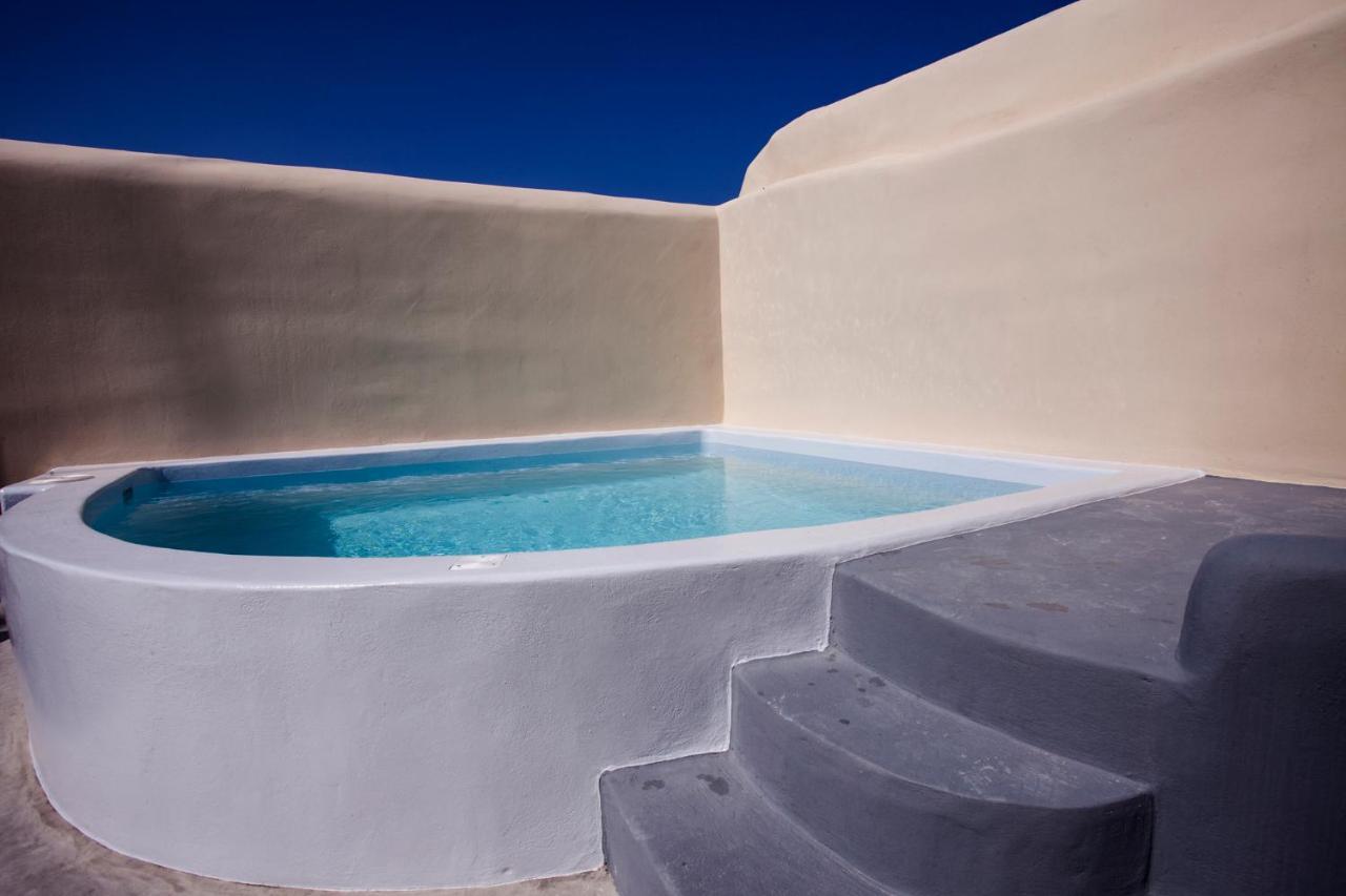 Cupola Suites Oia  Exterior photo