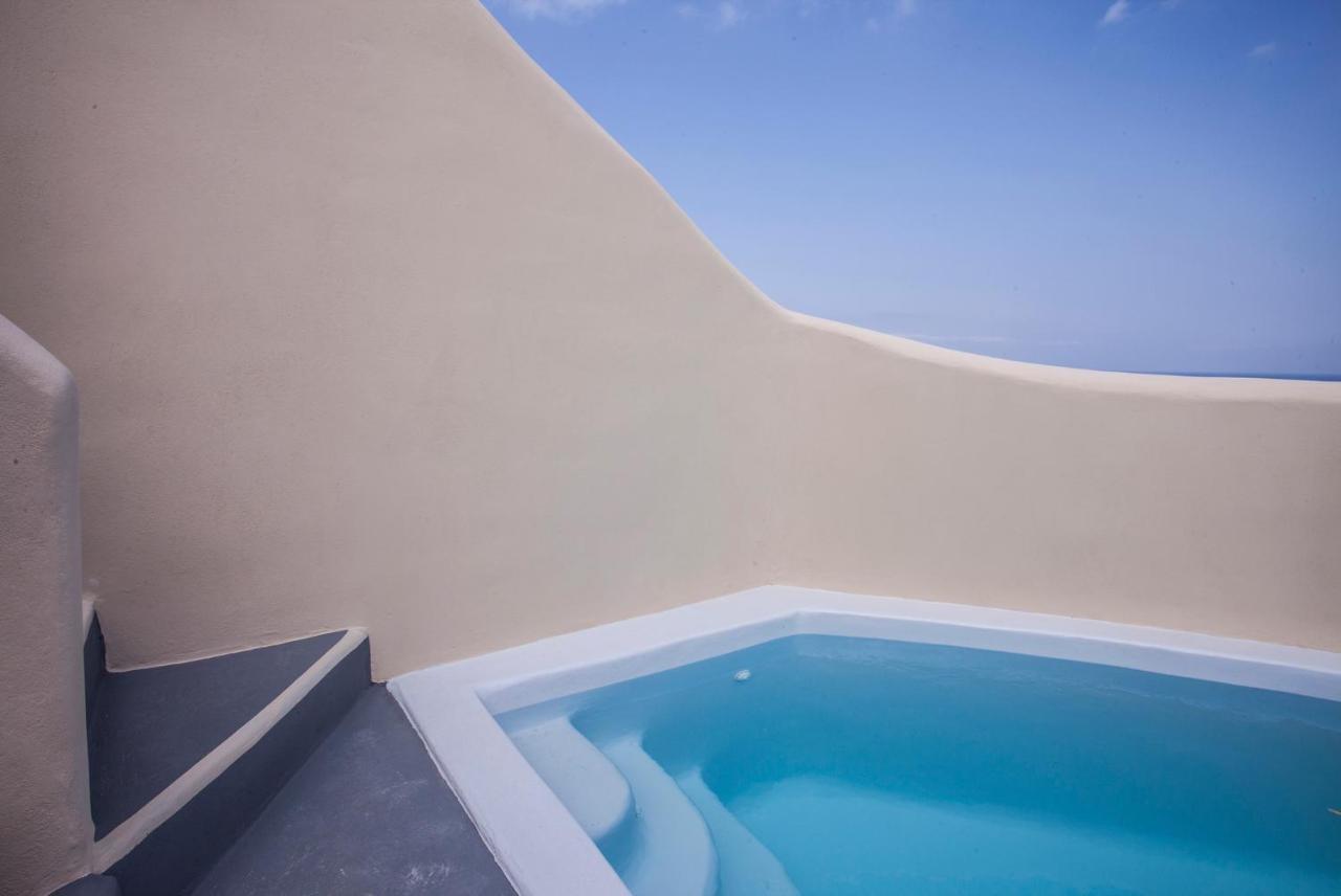 Cupola Suites Oia  Exterior photo